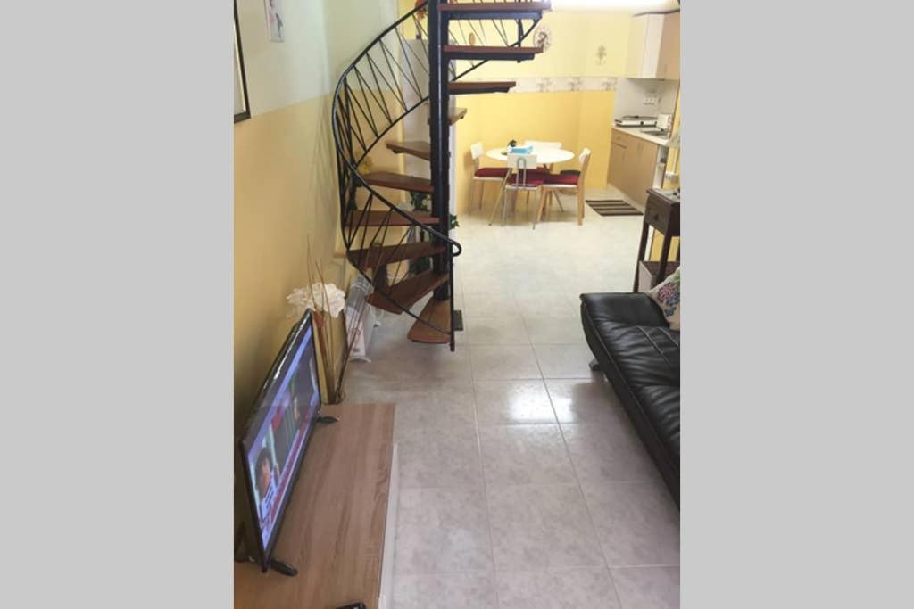 Loft A 5 Minutos Playa De Riazor Apartment โอโกรูญา ภายนอก รูปภาพ